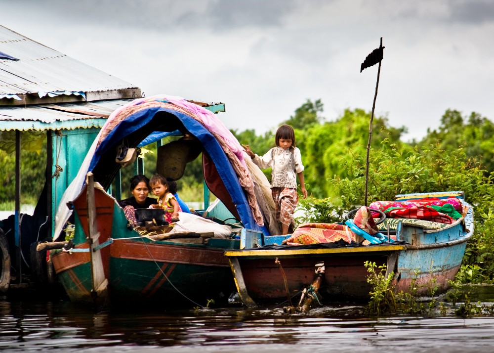 Tonle Sap Houseboat